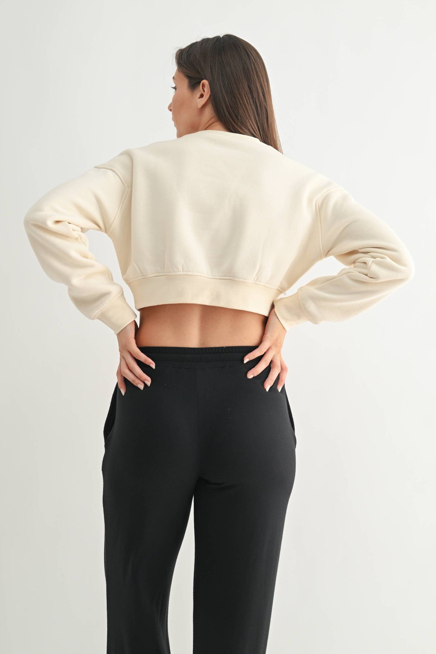Cropped Fleece Sweatshirt: PEARLED IVORY