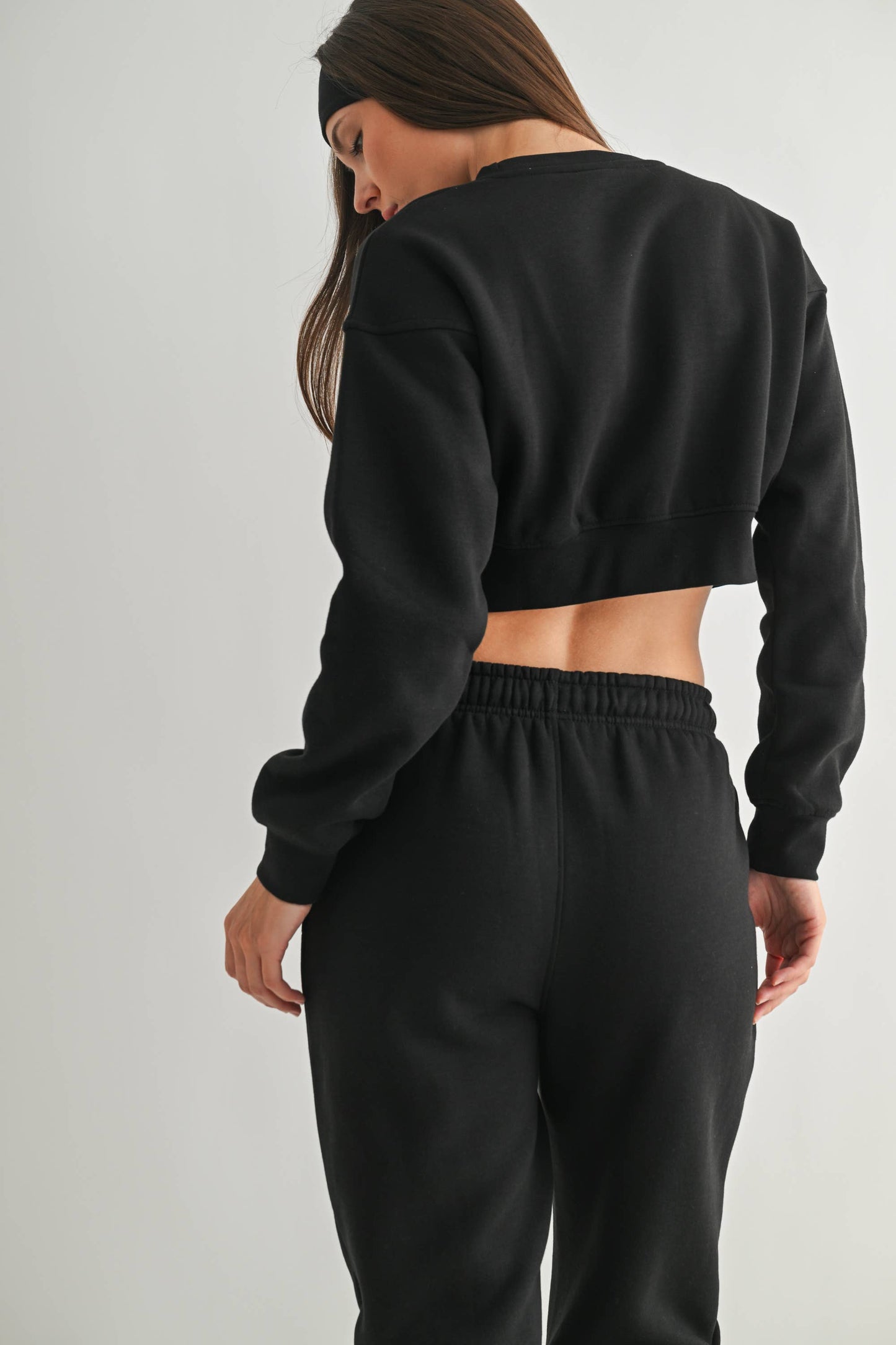 Cropped Fleece Sweatshirt: BLACK